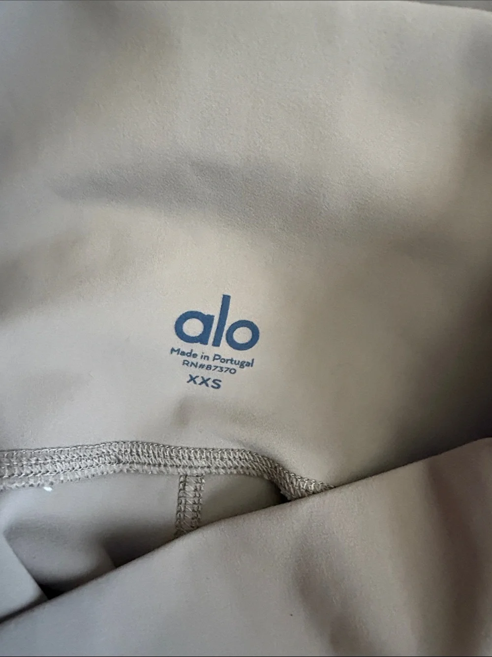 Alo Yoga Vapor Legging Taupe Gravel GOLD SYMBOL Stripe High Waist size XXS 28”